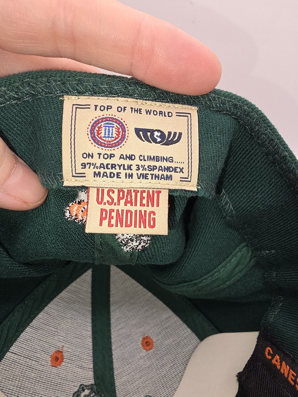 2 Miami Hurricanes Hats Top Of The World One-Fit, Colosseum Adjustable - Picture 6 of 6